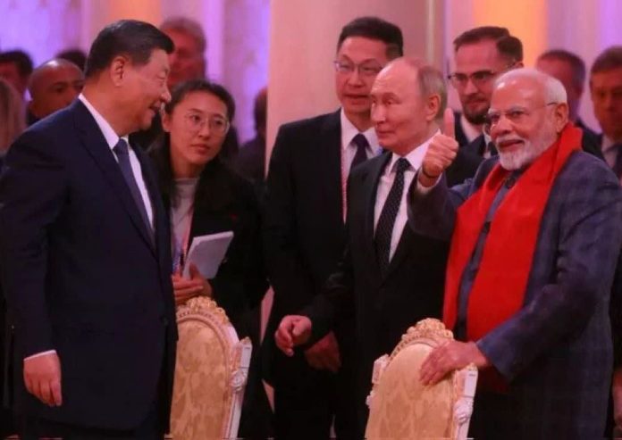 Some BRICS leaders; Presidents of China, Russia and Prime Minister of India Modi discussing at the Summit in Russia 2024.